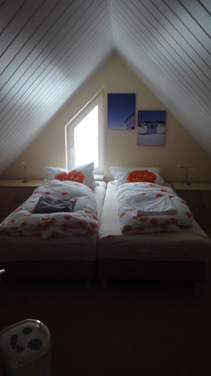 Fritzis Haus Apartment Дирхаген Екстериор снимка